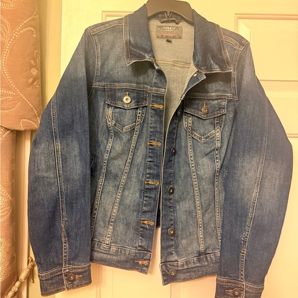 Women’s Torrid Denim Jacket - Picture 1 of 6